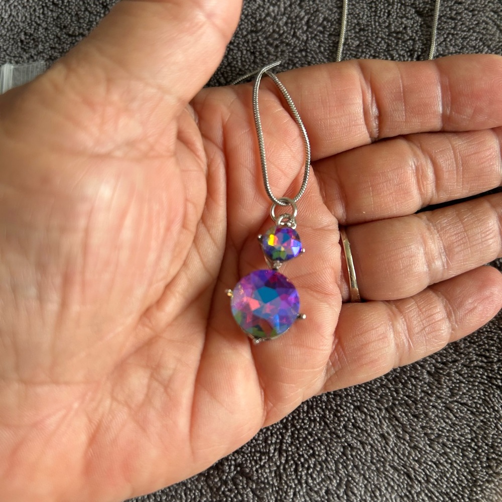 Purple and Silver multifaceted glass necklace with earrings.